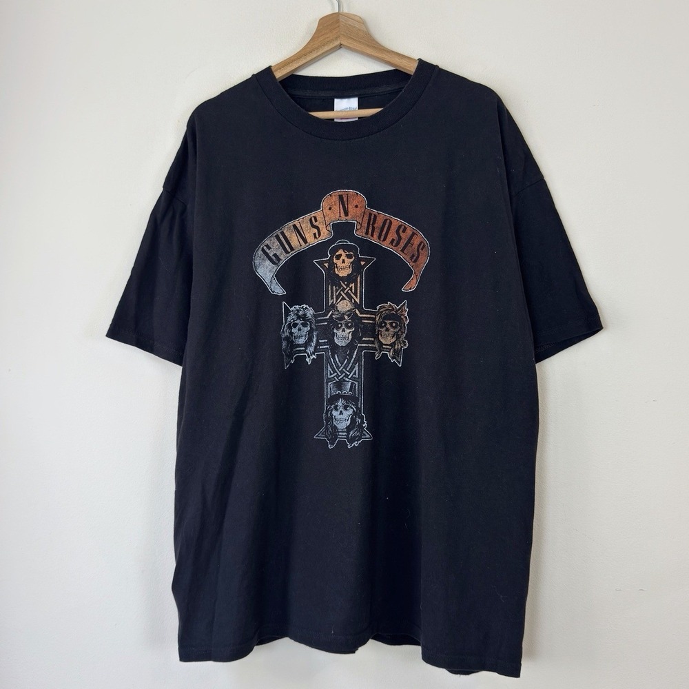 Vintage Y2k Guns N Roses Cross Skull Rock Band Concert Tour Black Tee Shirt XXL